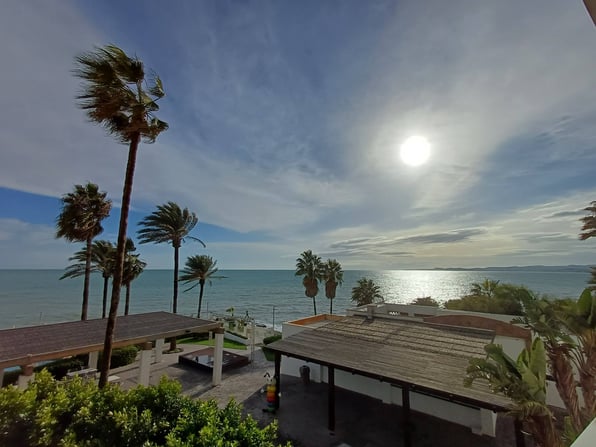 solo travel to Benalmádena, Spain